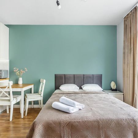 Charming Apartment In The City Center Varsavia Esterno foto