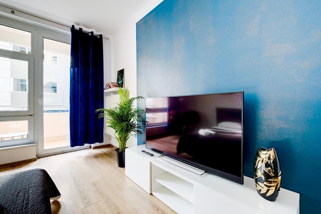 Charming Apartment In The City Center Varsavia Esterno foto