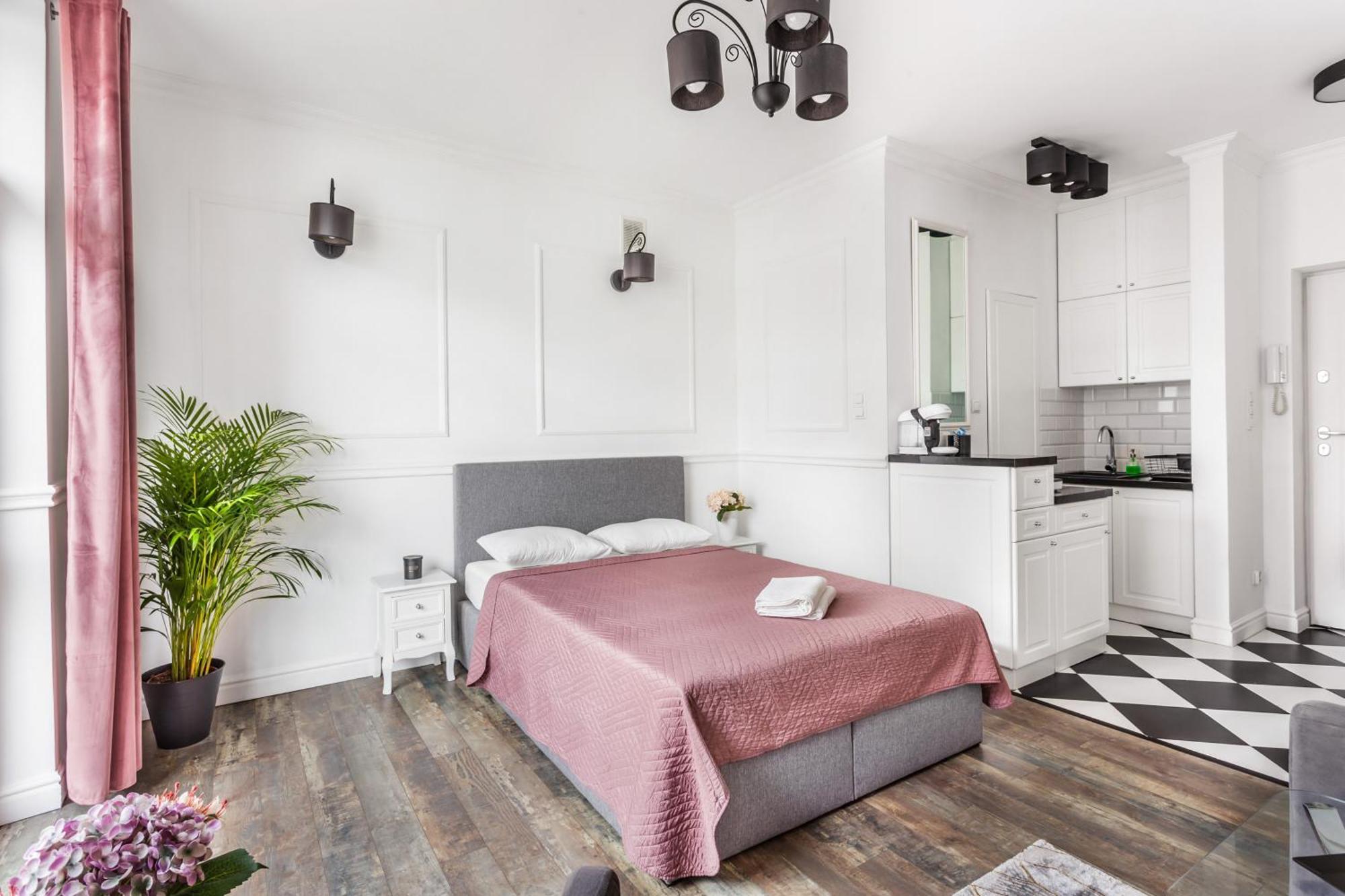 Charming Apartment In The City Center Varsavia Esterno foto