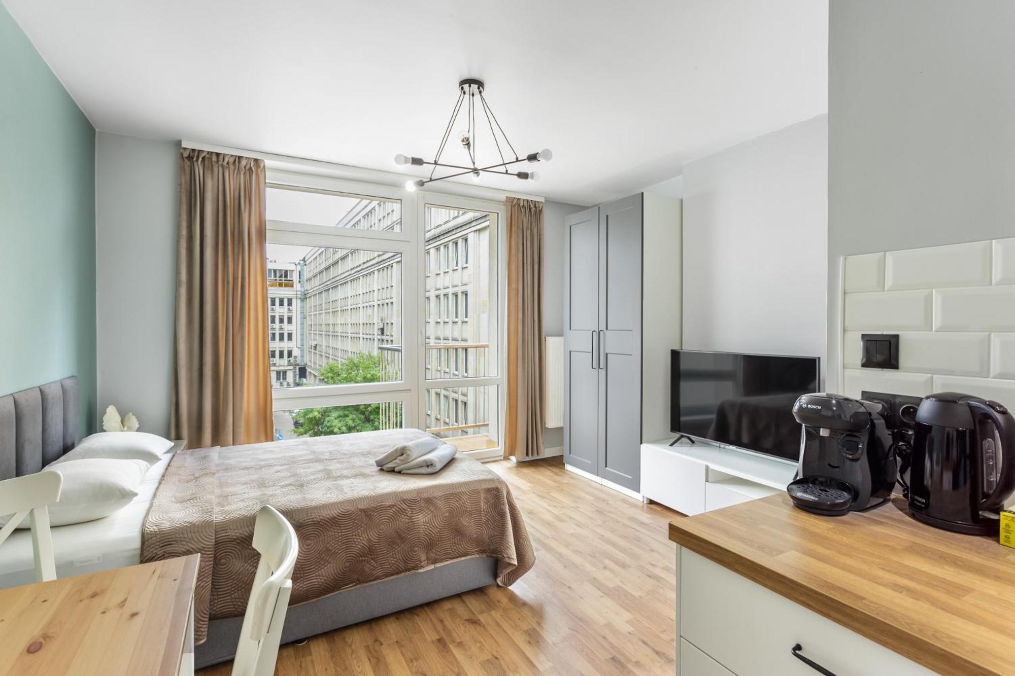Charming Apartment In The City Center Varsavia Esterno foto