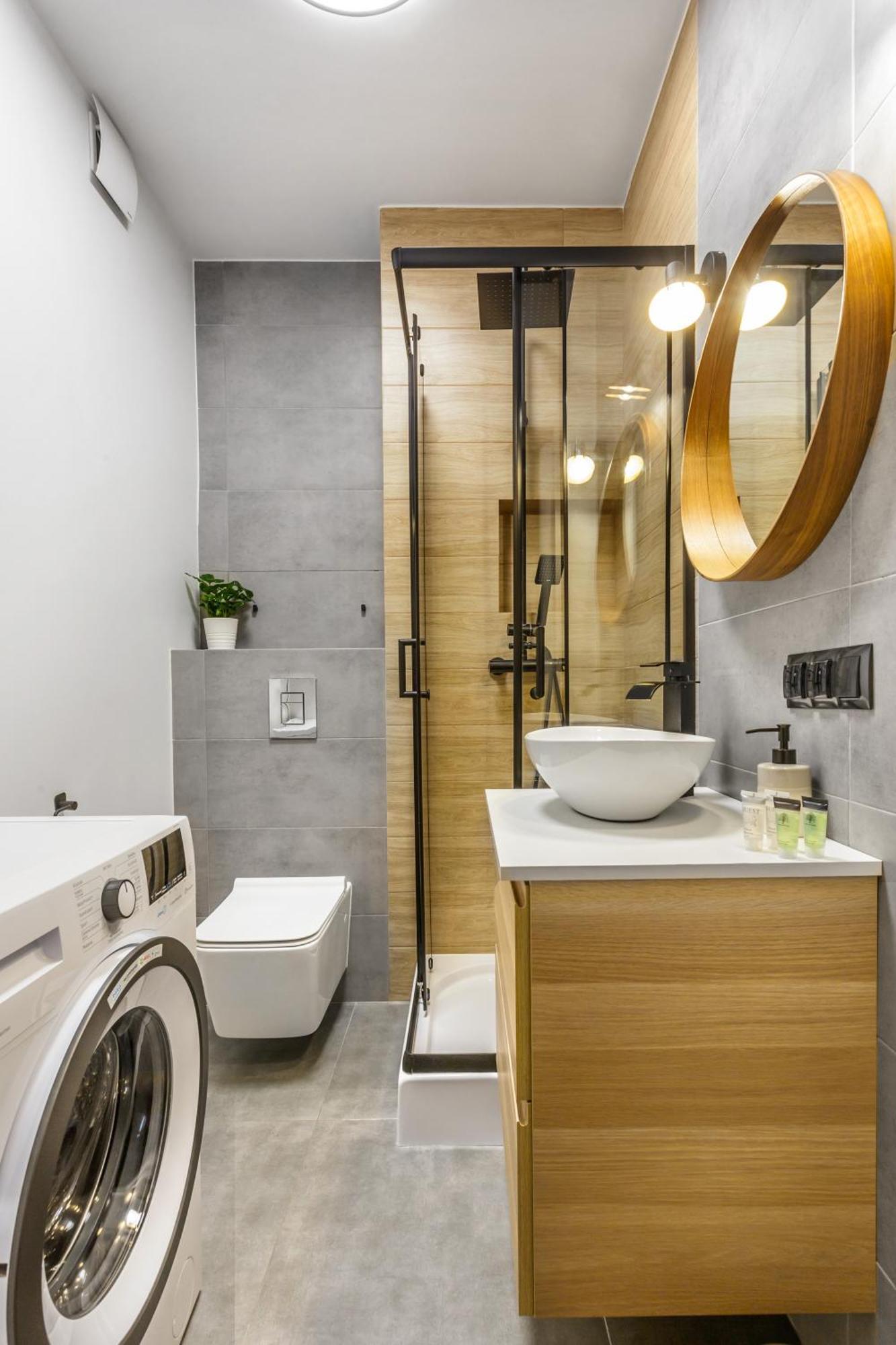 Charming Apartment In The City Center Varsavia Esterno foto
