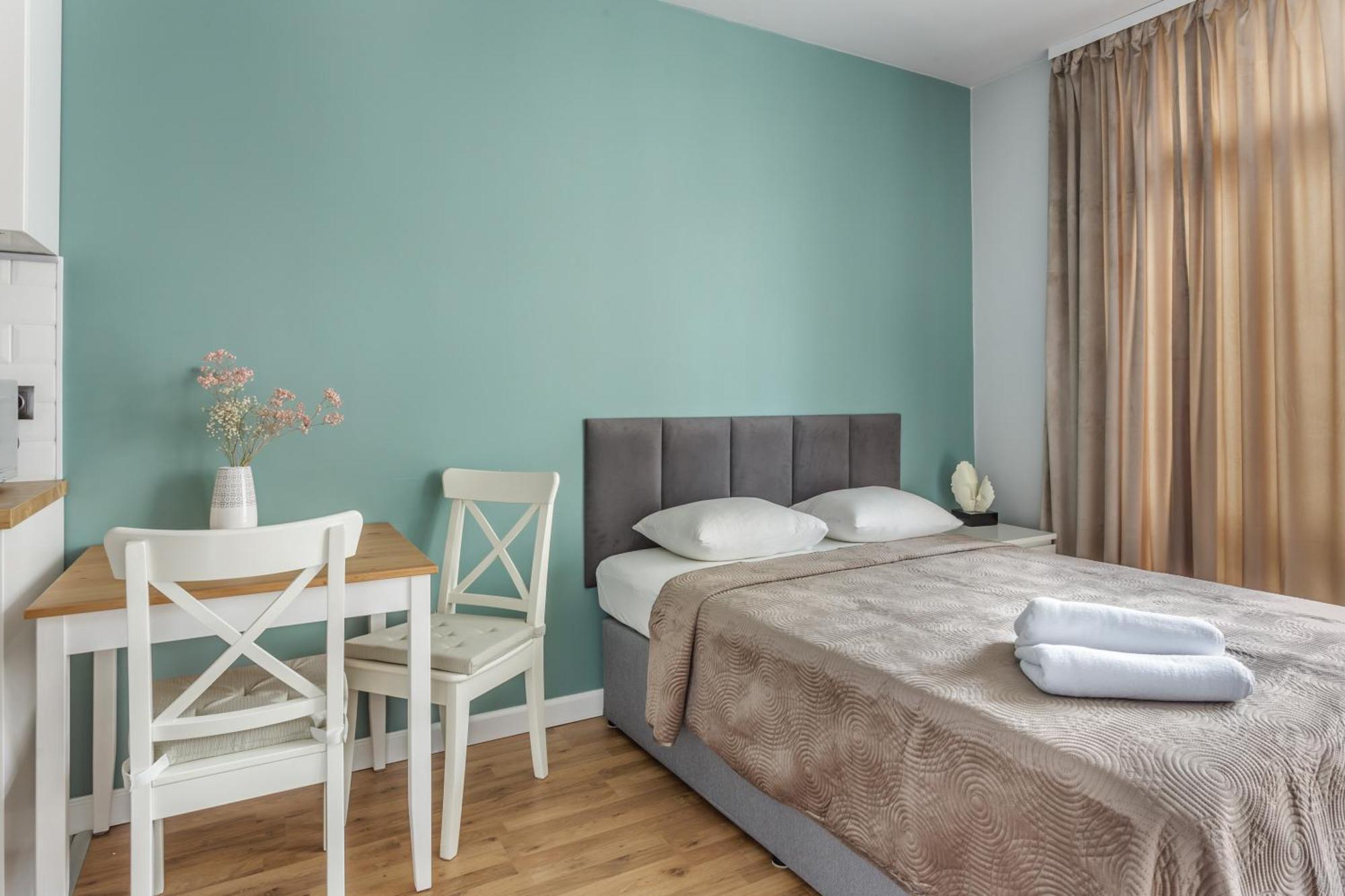 Charming Apartment In The City Center Varsavia Esterno foto